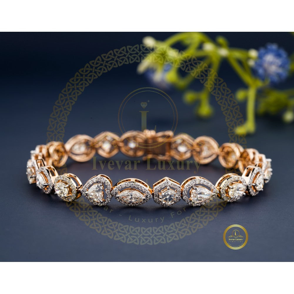 Luxury Diamond Bracelet Happy Hearts | Chopard® @857482-5700